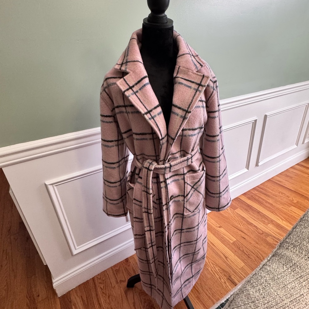 Lulu's Pink Plaid Women's peacoat